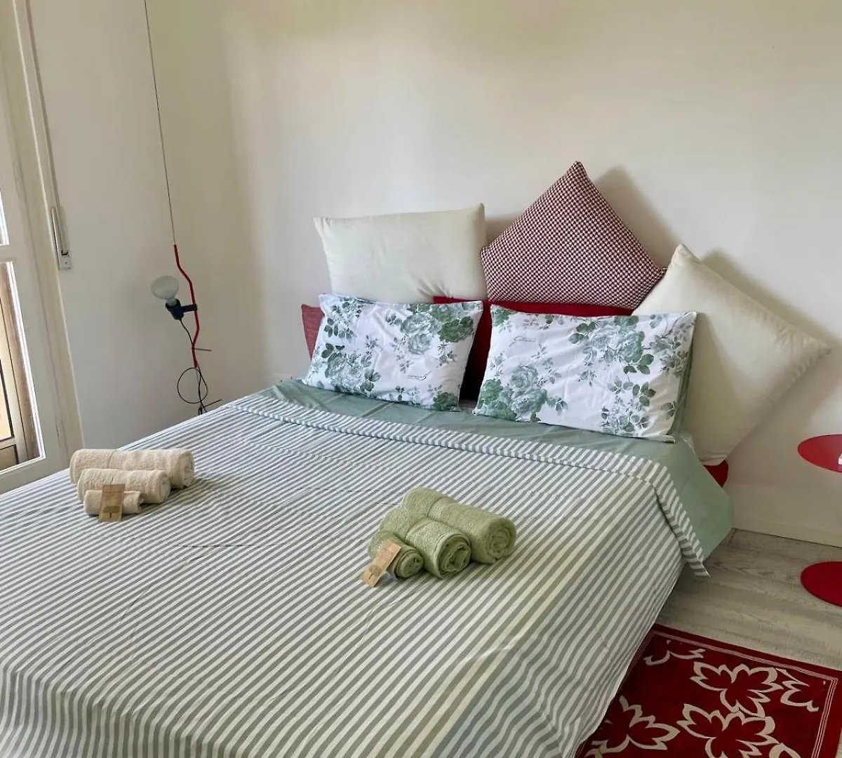 Appartamento Il Dettaglio Rosso - Free Private Parking Livorno 0*,  Italia